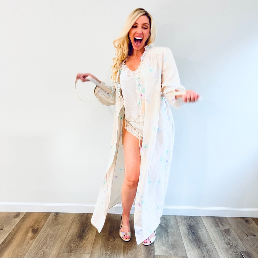 VTG Floral Peach Pastel Duster Robe